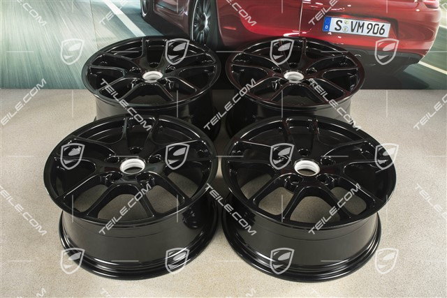 18" Felgensatz "Cayman III", 8J x 18 ET57 + 9J x 18 ET47, schwarz hochglanz