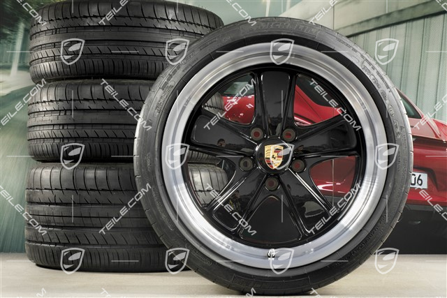 19-inch "911 Sport Classic" summer wheel set, wheels 8,5J x 19 ET55 + 11,5J x 19 ET50, Michelin summer tyres 235/35 ZR19 + 305/30 ZR19, with TPMS