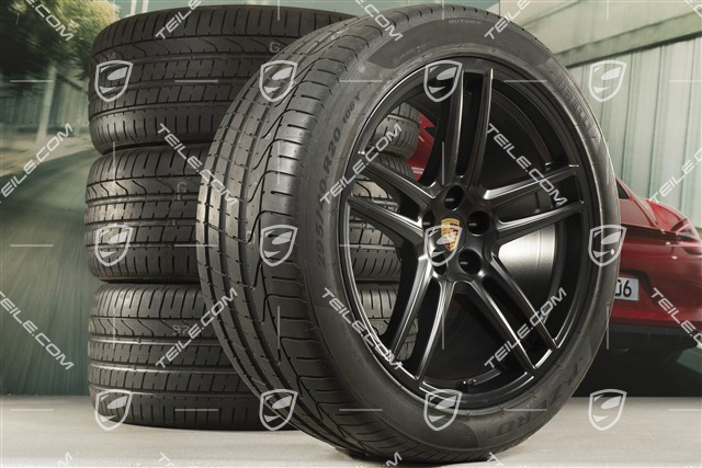 20" koła letnie komplet Turbo, felgi 9J x 20 ET26 + 10J x 20 ET19 + opony letnie Pirelli 265/45 R20 + 295/40 R20, czarny półmat, z czujnikami ciśnienia RDK