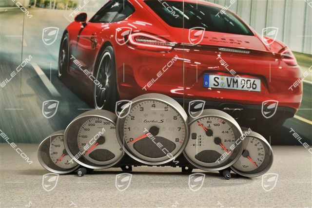 Kombiinstrument / Tacho, PDK-Getriebe, Zifferblätter in Silber, Turbo S