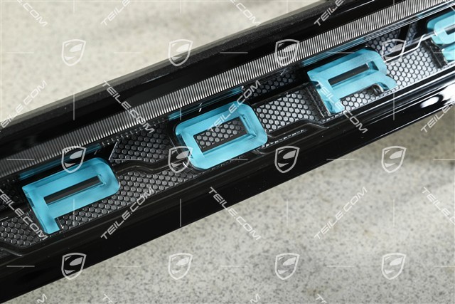 Cross / Sport Turismo, Light strip / Rear light covering / centre with "PORSCHE" logo in Glacier Iceblue