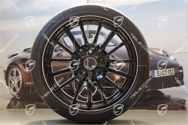 19-inch Sport Design summer wheel set, wheels 8J x 19 ET57 + 9,5J x 19 ET46 + tyres 235/35 ZR19 + 265/35 ZR19, black