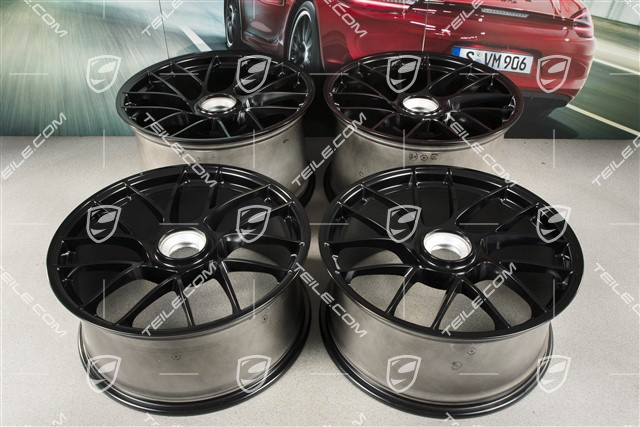 20" Komplet felg Turbo Sport III, centralne mocowanie, 9J x 20 ET51 + 11,5J x 20 ET56, czarny wysoki połysk