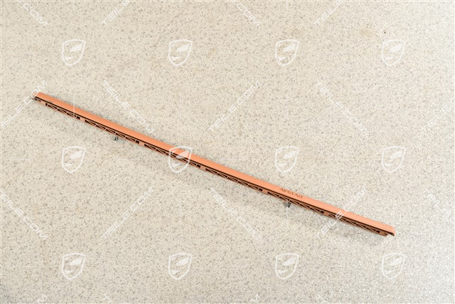 Dashboard trim moulding, Cinnamon Brown, R