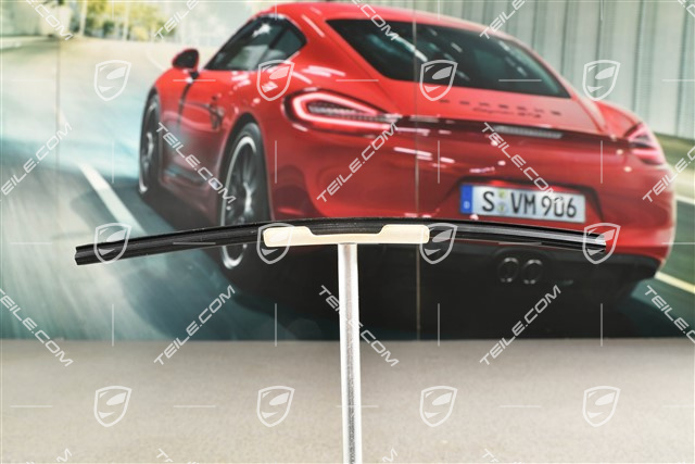 Engine compartment seal