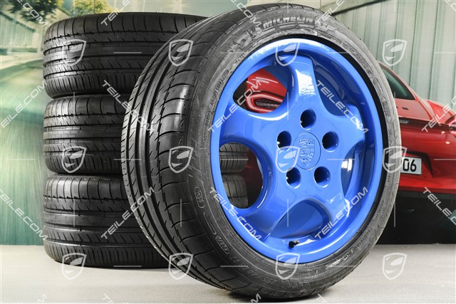 17-inch CUP I wheel set, 7J x 17 ET55 + 9J x 17 ET55 + Michelin summer tyres 225/45 ZR17 + 255/40 ZR17, Maritime Blue 38B