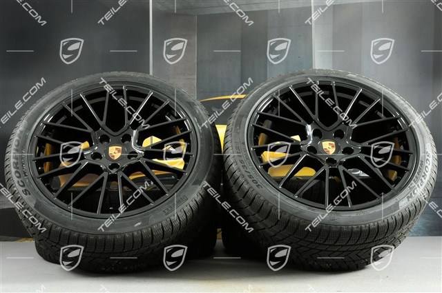 21" Cayenne COUPÉ RS Spyder Winterräder Satz, Felgen 9,5J x 21 ET46 + 11,0J x 21 ET49 + Pirelli Winterreifen 275/40 R21 + 305/35 R21, mit RDK-Sensoren, schwarz hochglanz