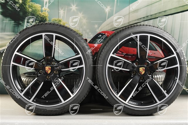 22-inch Cayenne Coupé Summer wheel set Sport Classic, wheel rims 10J x 22 ET48 + 11,5J x 22 ET52 + Pirelli summer tyres 285/35 R22 + 315/30 R22, with TPMS, black high gloss