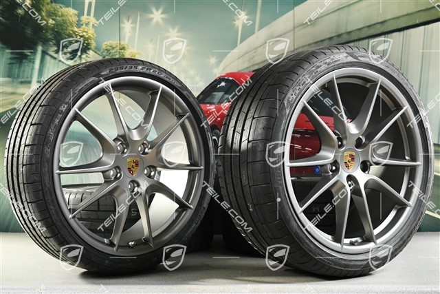 20" Komplet kół letnich Carrera S (III) Platinum (półpołysk), 8J x 20 ET57 + 9,5J x 20 ET45 + opony letnie 235/35 ZR20 + 265/35 ZR20, z czujnikami ciśnienia