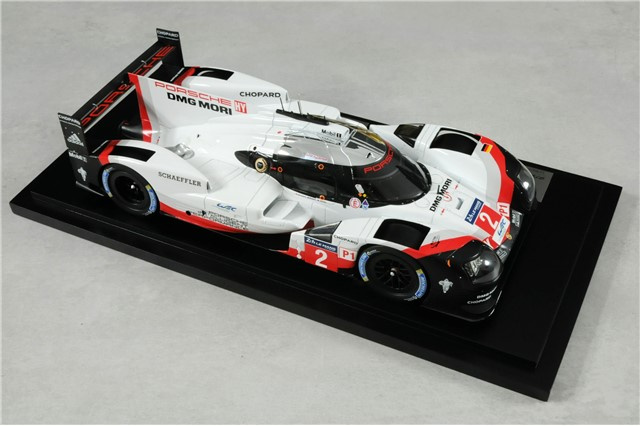 Porsche 919 Hybrid Le Mans Sieger 2017 #2, 1:18, Limited Edition, rarity: error in signatures