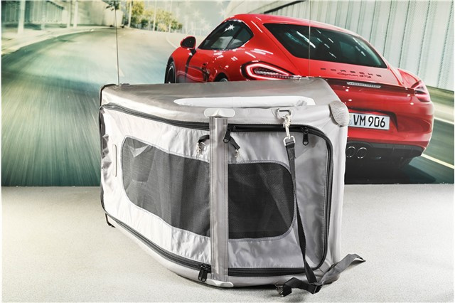 Porsche Luggage compartment box for dogs up 18 kg