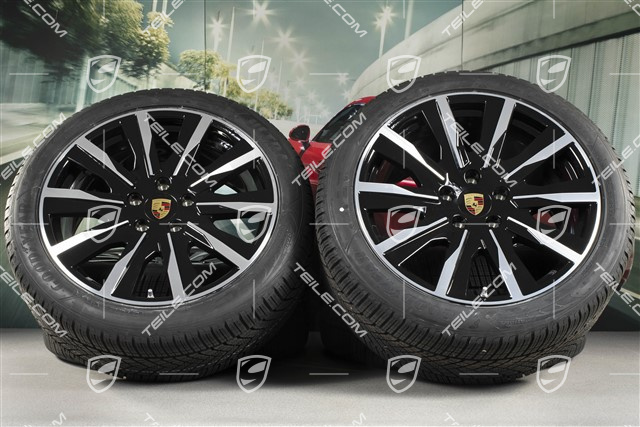20" koła zimowe Taycan Tequipment Design, komplet, felgi 9J x 20 ET54 + 11J x 20 ET60, opony zimowe Goodyear 245/45 R20 + 285/40 R20, czarny wysoki połysk