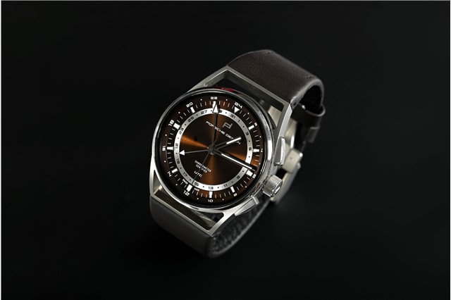 Porsche Design 1919 Globetimer UTC, tytan i brąz