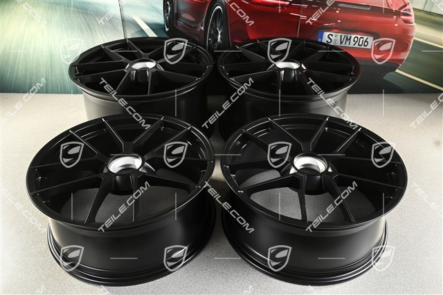 20+21"Carrera GTS, 8,5J x 20 ET50 + 11J x 21 ET82, czarny satynowy półmat