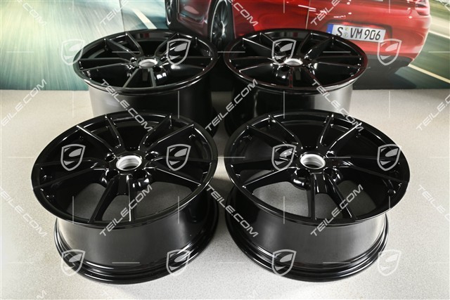 19+20" Felgensatz Carrera, Felgen: vorne 8,5J x 19 ET52 + hinten 11,5J x 20 ET67, schwarz hochglanz