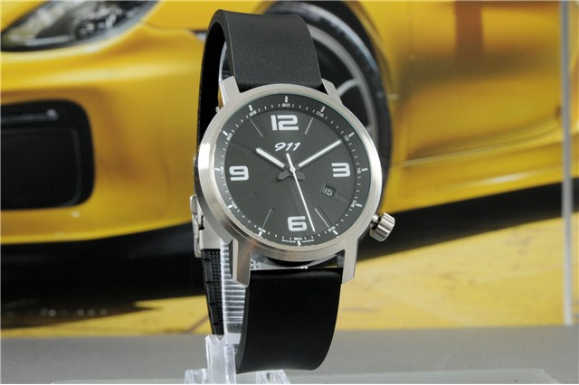 Essential watch 911