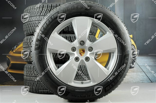 19" Cayenne Winterräder Satz, Felgen 8,5J x 19 ET47 + 9,5J x 19 ET54 + Michelin Winterreifen 255/55 R19 + 275/50 R19, mit RDK-Sensoren