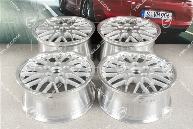 18-inch SportClassic II wheel set, 8J x 18 ET52 + 10J x 18 ET65
