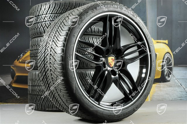 20" Komplet kół zimowych Sport Design, felgi 8,5J x 20 ET51 + 11J x 20 ET52 + opony zimowe Michelin 245/35 ZR20 + 295/30 ZR20, z czujnikami ciśnienia, czarny wysoki połysk