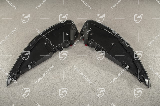 Lampy tylne przezroczyste (białe), komplet (L+R), C2 / C2S / C2GTS / GT3 / GT3RS, wersja UK