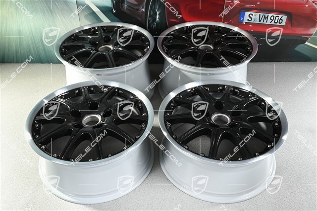 18-inch GT3 SportDesign wheel set, 7,5J x 18 ET50 + 10J x 18 ET65, black