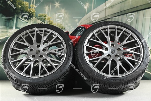 21" Panamera Exclusive Design Winterräder Satz, Felgen 9,5J x 21 ET71 + 10,5J x 21 ET71 + NEUE Michelin Winterreifen 275/35 R21 + 315/30 R21, Platinsilber