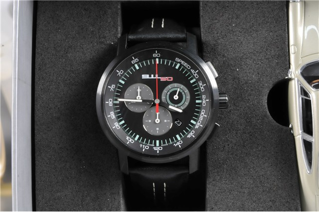 Watch/ Chronograph 50 years  911 + model car Minichamps 1:43