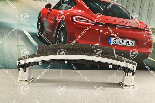 GT3, Belka przedniego zderzaka z absorberem