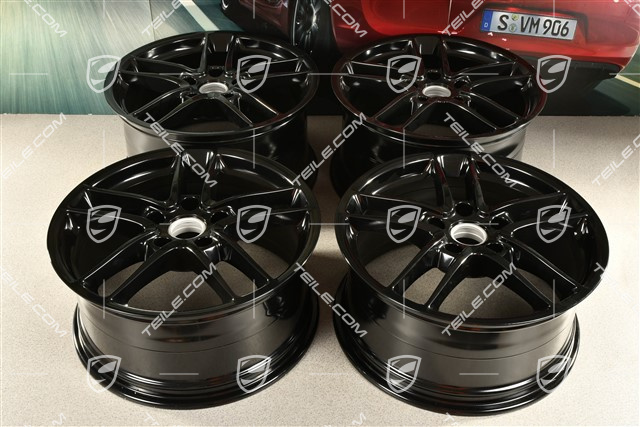19" Felgensatz Panamera Turbo II, 10J x 19 ET61 + 9J x 19 ET60, schwarz hochglanz