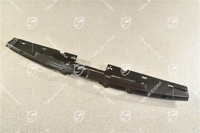 Air guide / duct, front centre upper