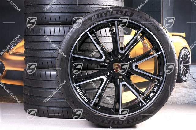 21" Koła letnie Exclusive Design, felgi 9,5J x 21 ET71 + 11,5J x 21 ET69 + opony letnie Michelin 275/35 ZR21 + 325/30 ZR21, czarne, z czujnikami ciśnienia