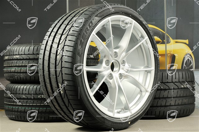 20" Sommerräder Satz Carrera S IV, Felgen 8,5 J x 20 ET49 + 11,5 J x 20 ET56 + Sommerreifen 245/35 ZR20 + 305/30 ZR20, mit RDK-Sensoren