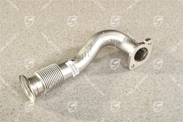 Connecting pipe, turbine with the EGR valve housing