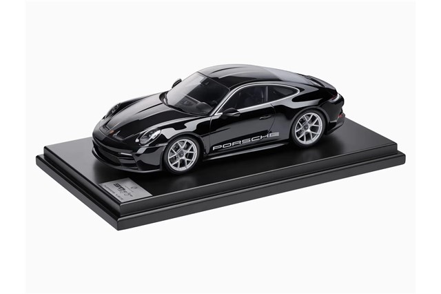 Porsche 911 S/T (992), schwarz/schwarz, Maßstab 1:12, Limited Edition / 100 Stück