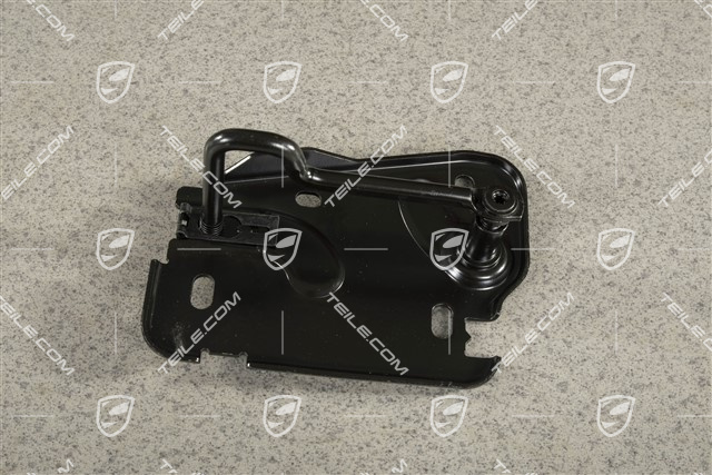 Front lid striker, L
