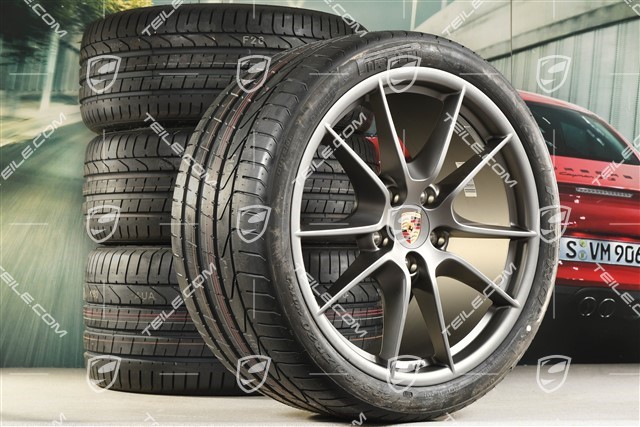20" Carrera S (III) Sommerräder Satz, Felgen 8,5J x 20 ET51 + 11J x 20 ET70 + NEUE Pirelli Sommerreifen 245/35 ZR20 + 295/30 ZR20, Platinium seidenmatt, mit RDK-Sensoren