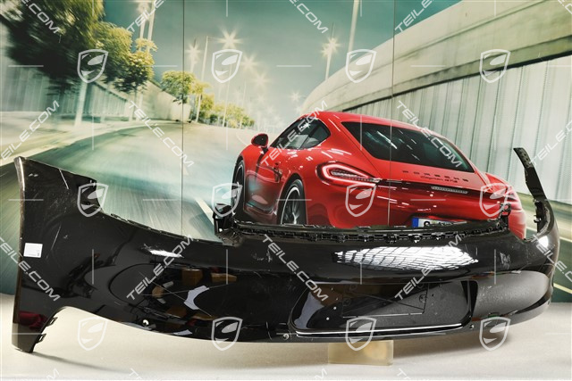 Stoßstange hinten mit Löchern für Parklenkassistent und Rückfahrtkamera