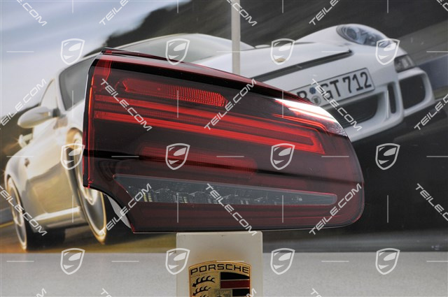 Rear light set, black-red (4 pcs), facelift 2014->