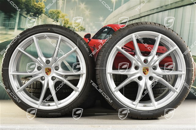 20" Winterräder Satz Carrera S (IV), Felgen 8,5J x 20 ET49 + 11J x 20 ET78 + Pirelli Sottozero II Winterreifen 245/35 R20 + 295/30 R20