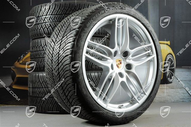 20" Komplet kół zimowych Sport Design, 8,5J x 20 ET51 + 11J x 20 ET70, opony zimowe Michelin 245/35 ZR20 + 295/30 ZR20, z czujnikami ciśnienia RDK