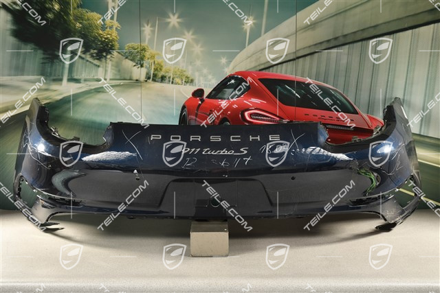 Turbo Facelift, Zderzak tylny z otworami na czujniki parkowania, kamerę cofania USA