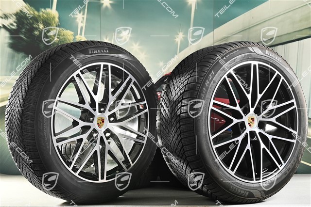 21" Winterräder RS Spyder Design Satz, Felgen 9,5J x 21 ET46 + 11,0J x 21 ET58 + Winterreifen Pirelli 285/45 R21 + 305/40 R21, mit Reifendruckkontrollsystem, schwarz hochglänzend, Bj./DOT 2024, 6-7mm