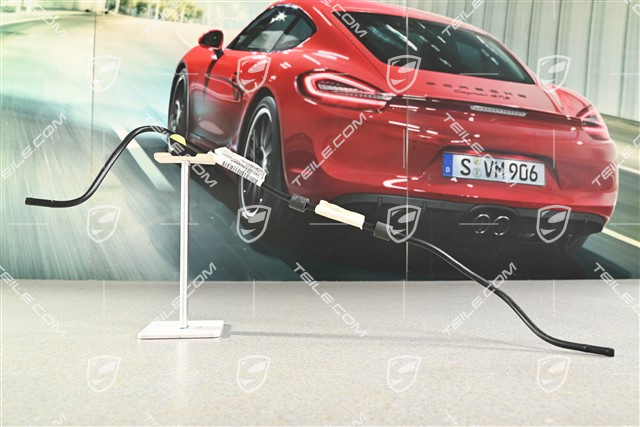 Breather pipe, V6 3.6L 220KW