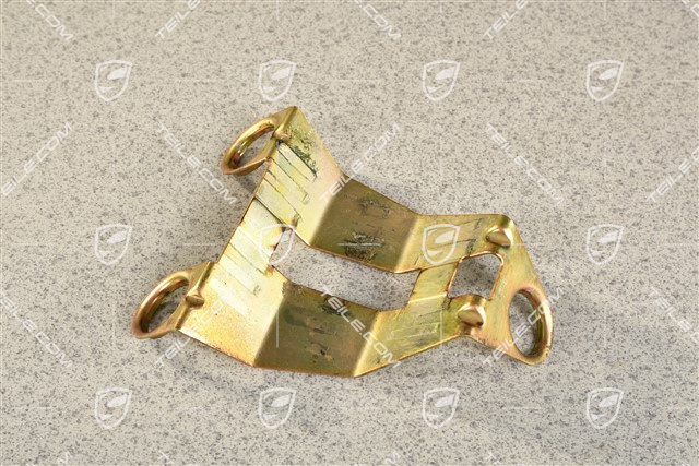 Halter, Kraftstoffpumpe