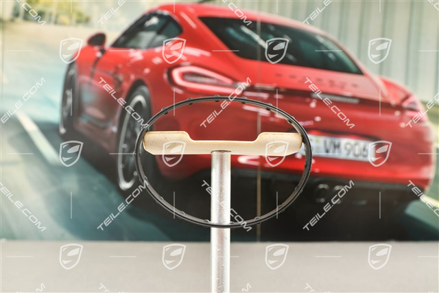 Seal under the vacuum pump