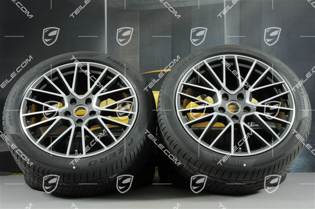 21" Cayenne RS Spyder Sommerräder Satz, Felgen 9,5J x 21 ET46 + 11,0J x 21 ET49 + NEUE Pirelli P Zero Sommerreifen 285/40 R21 + 315/35 R21, mit RDK-Sensoren