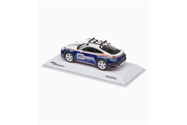 Porsche 911 Dakar (992) mit Skiern – Christmas, Limited Edition, scale 1:43