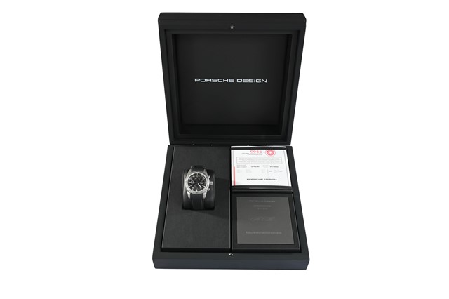 Porsche Design Chronograph 911 992 GT3, custom-built, schwarz/gelb