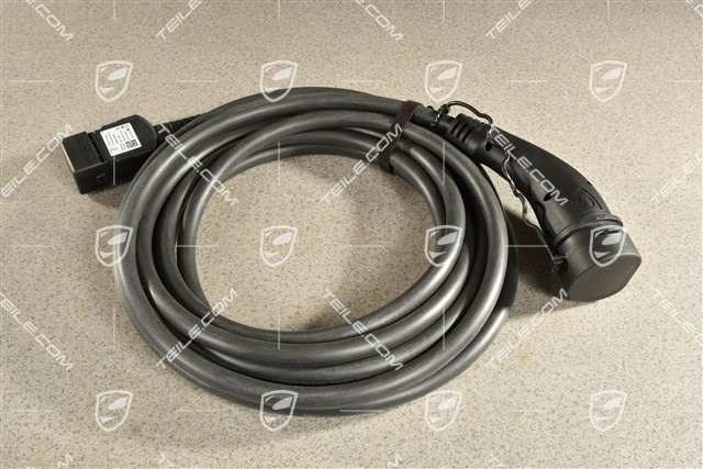 Kabel ładowarki wraz z wtyczką, długość 7,5m, Wtyczka typu 2, 22KW