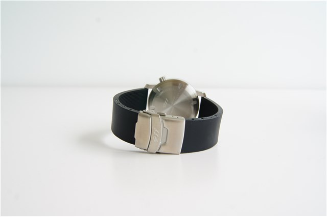 Essential watch 911
